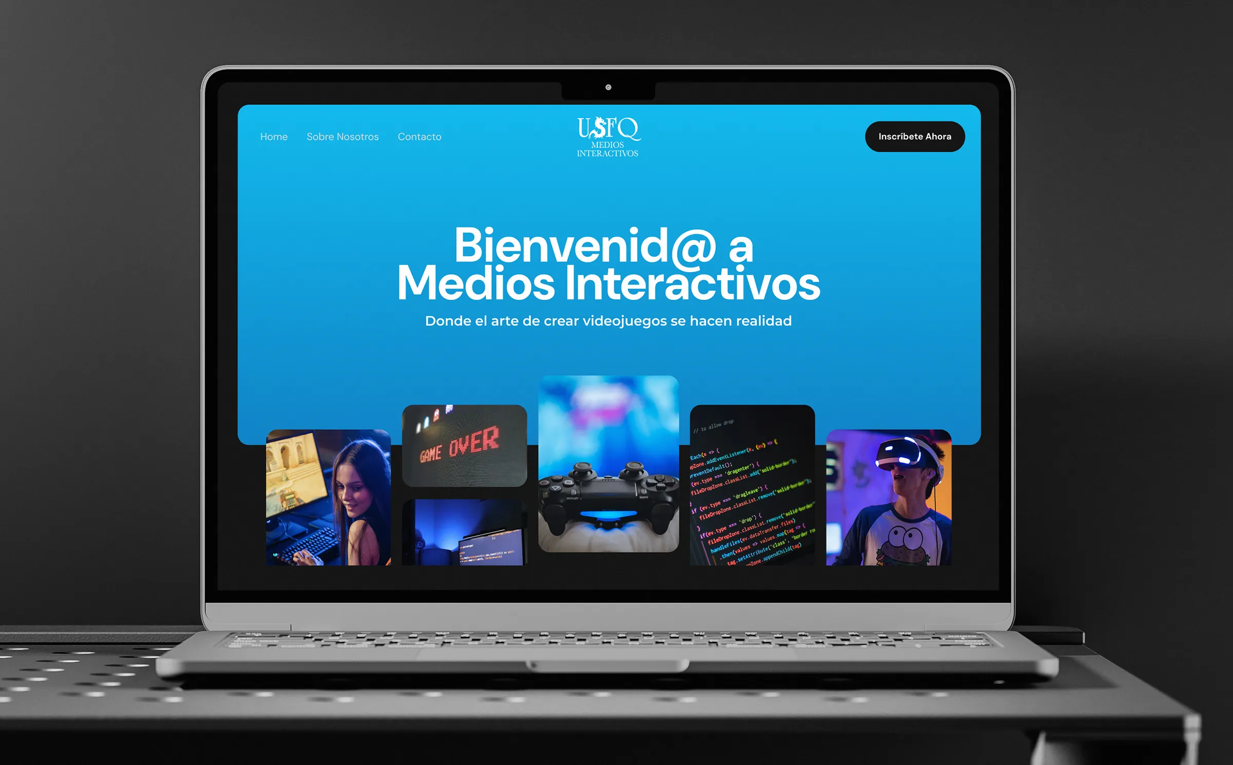 The USFQ Medios Interactivos landing page on a laptop, headline Bienvenid@ a Medios Interactivos
