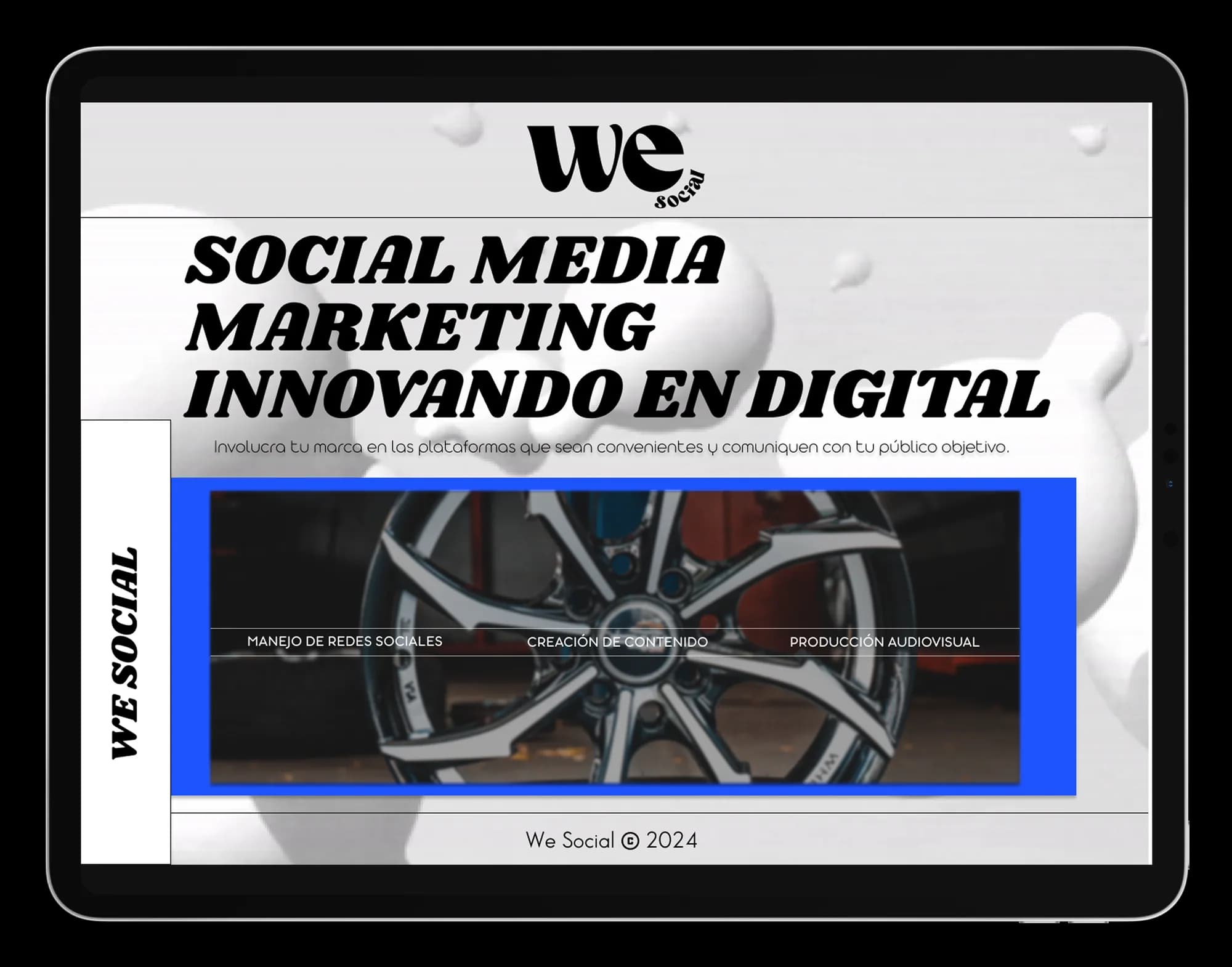 The We Social homepage on an iPad, headline reading Social Media Marketing, Innovando en Digital